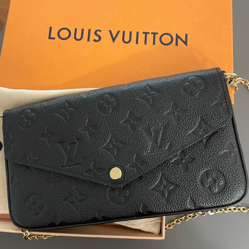 NEW Authentic Louis Vuitton FÉLICIE POCHETTE